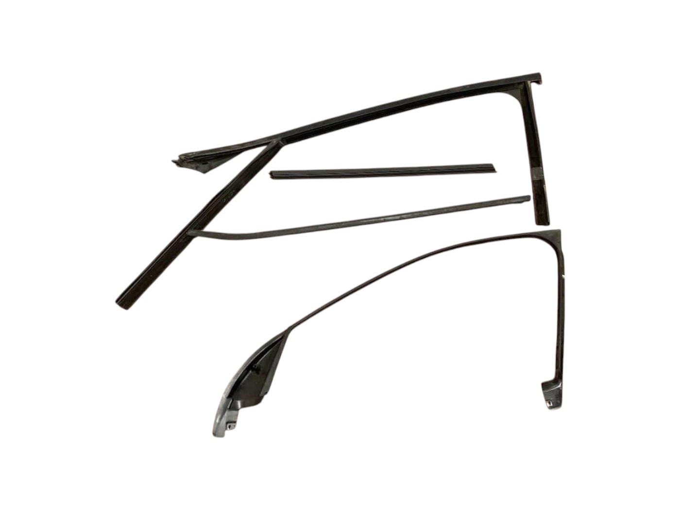 GUARNIZIONE PORTIERA ANTERIORE SINISTRA BMW X1 Serie (F48) 51337349635 7349635 (15>)