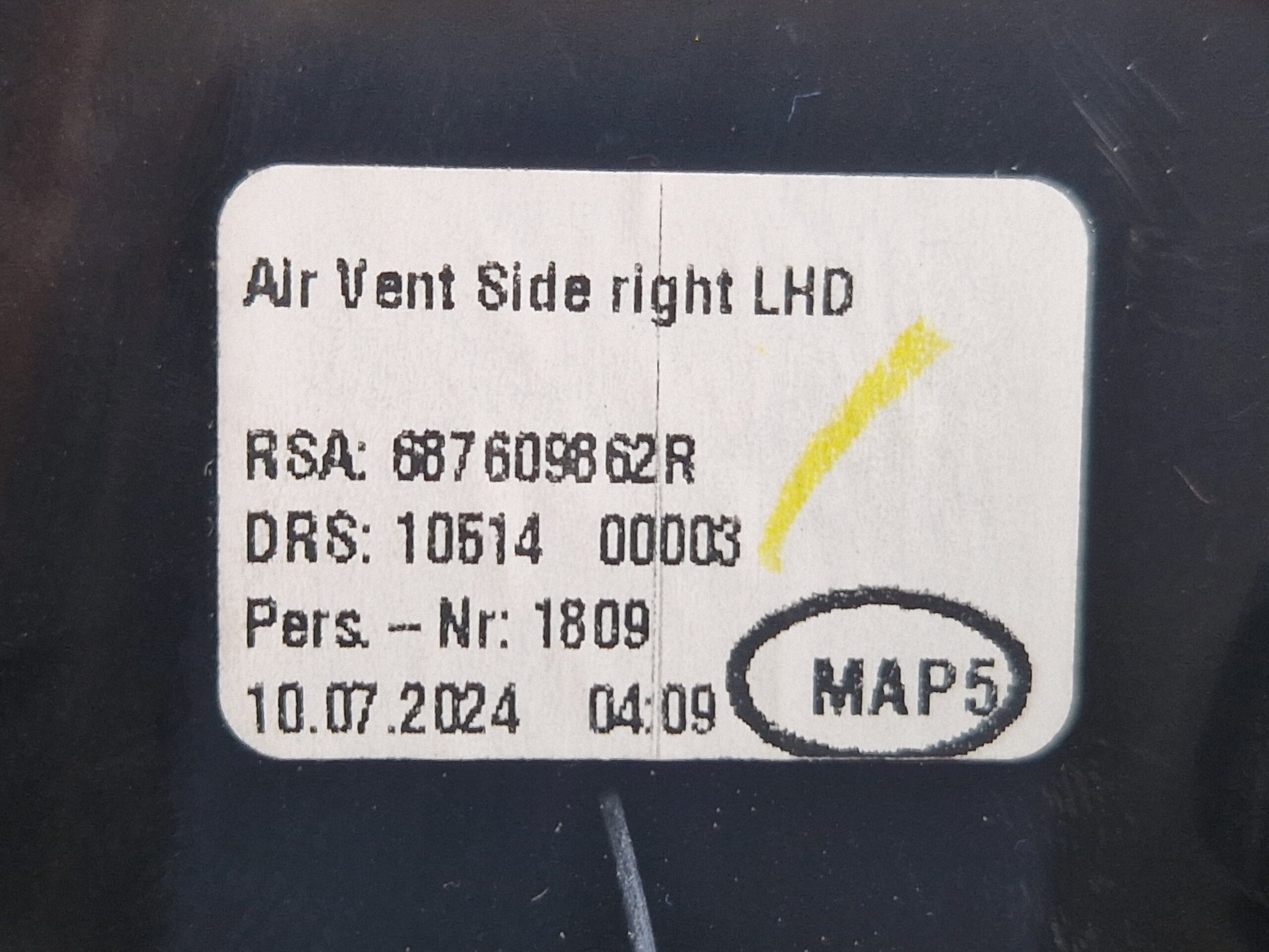 BOCCHETTA ARIA CRUSCOTTO DX RENAULT CLIO Serie V 687609862R H4M C6 (19>)