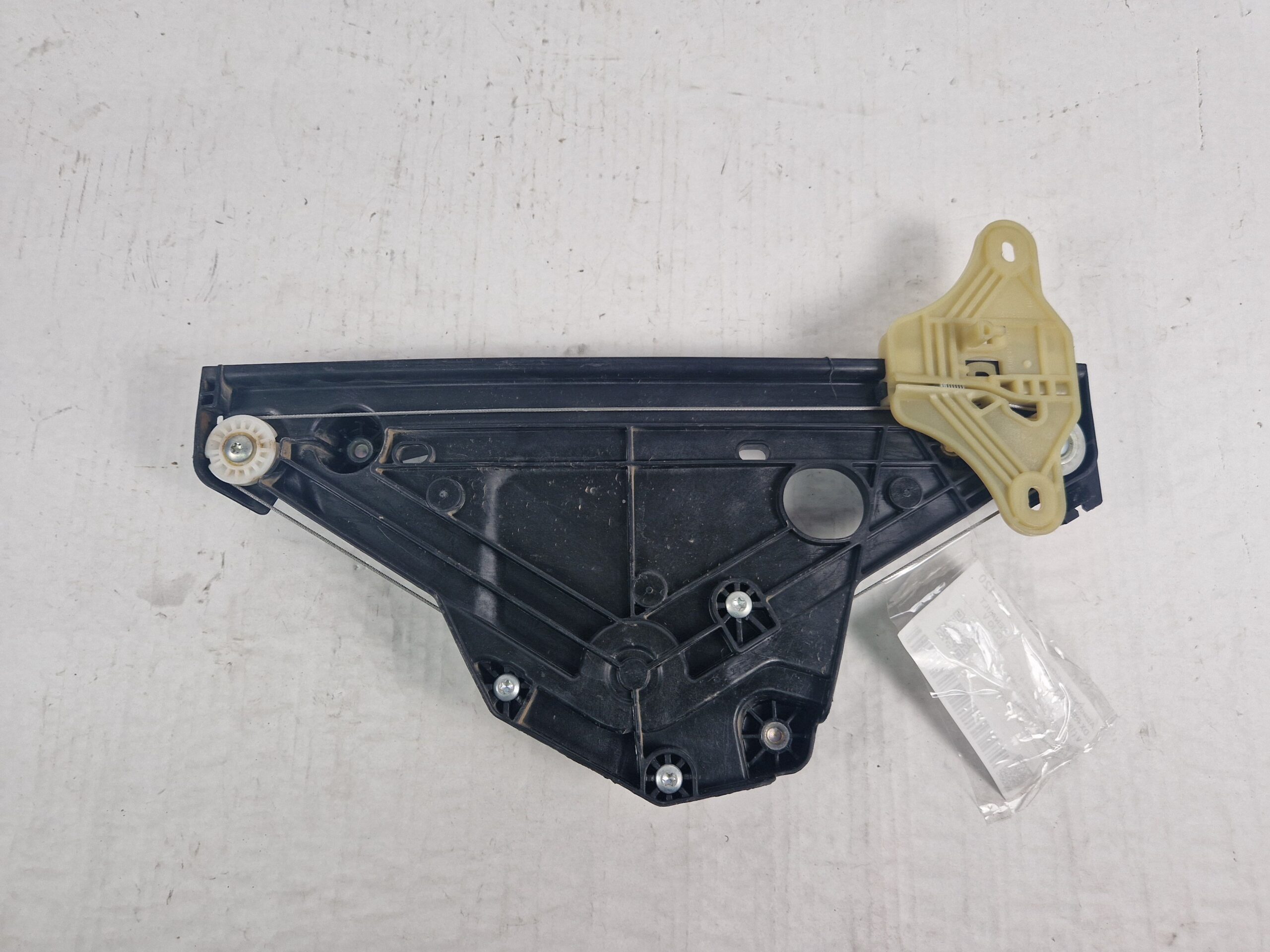 ALZACRISTALLO ELETTRICO POST. DX RENAULT CLIO Serie V 827209773R H4M C6 (19>)