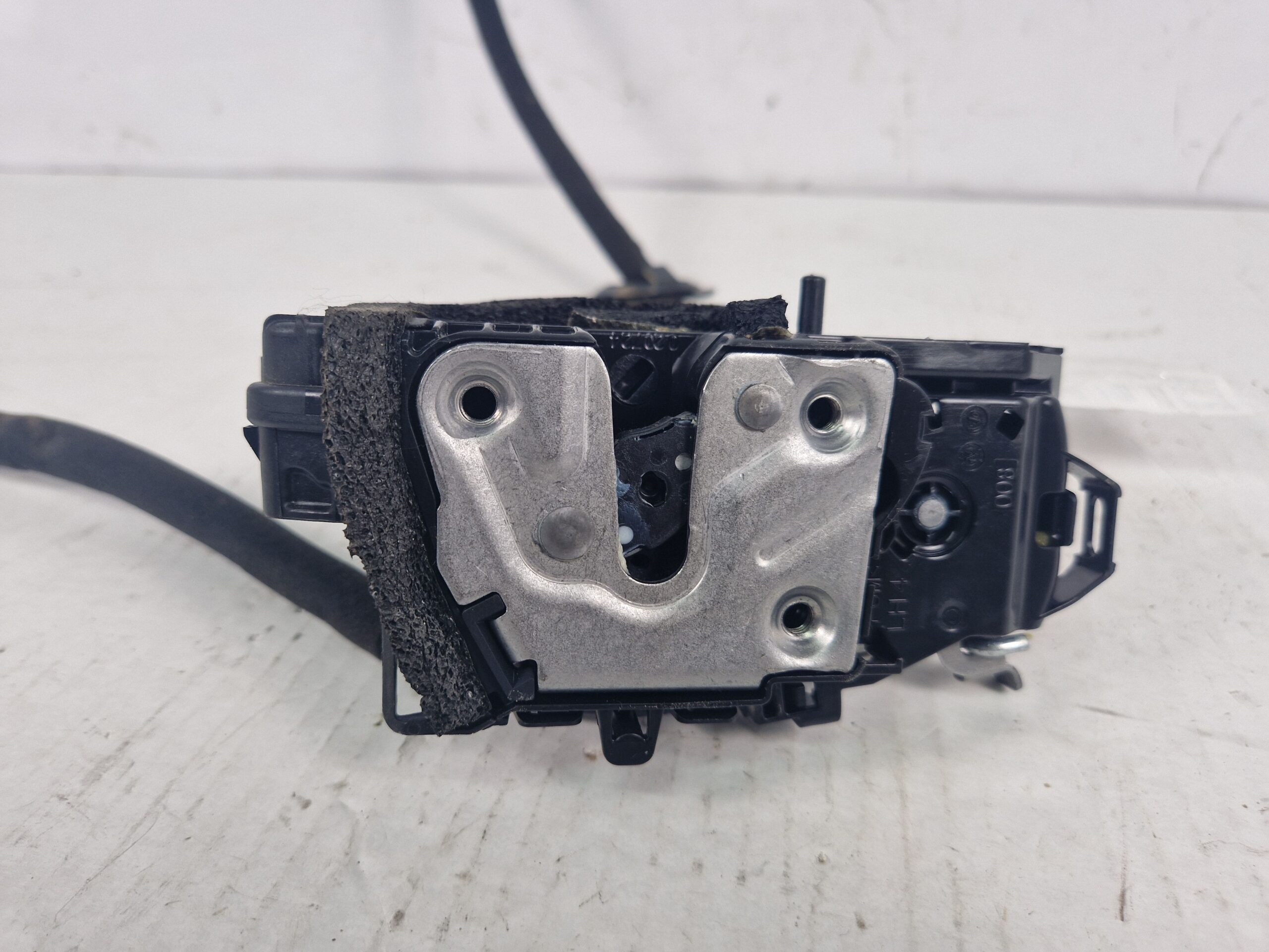 SERRATURA POSTERIORE SINISTRA RENAULT CLIO Serie V 825039554R H4M C6 (19>)