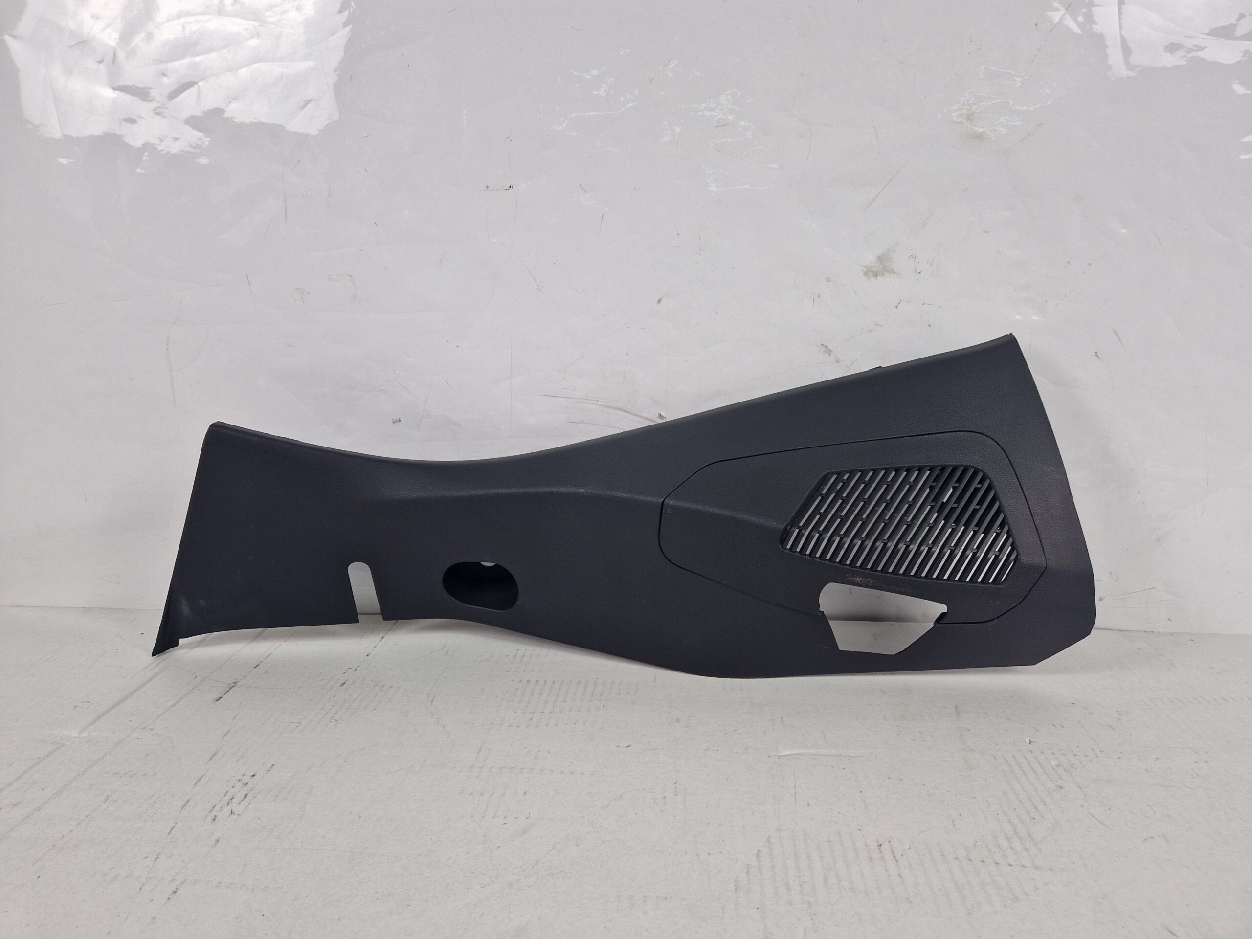 RIVESTIMENTO MONTANTE POSTERIORE SX E DX RENAULT CLIO Serie V 769174551R (19>)