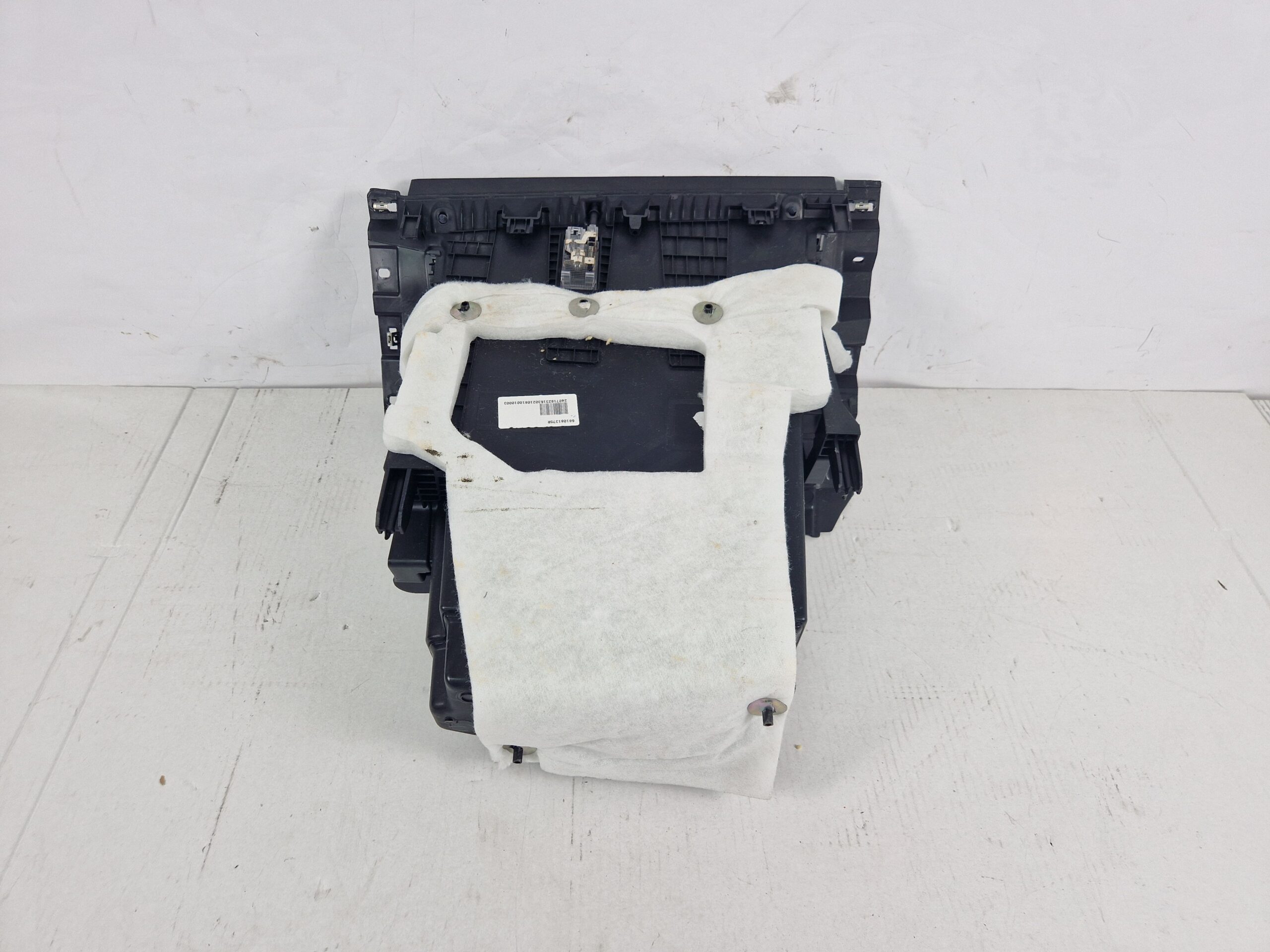 CASSETTO PORTA OGGETTI RENAULT CLIO Serie V 681081375R H4M C6 (19>)