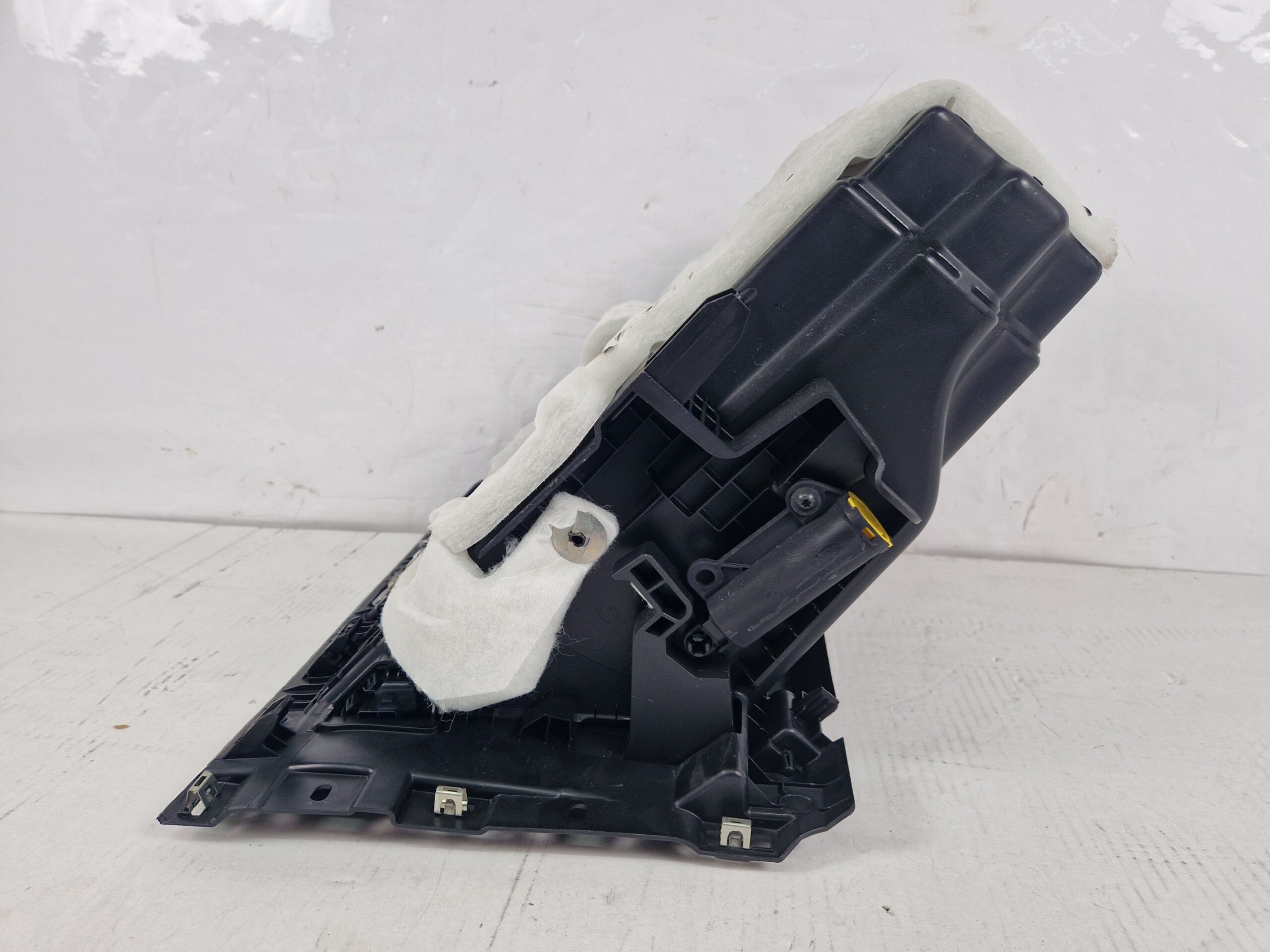 CASSETTO PORTA OGGETTI RENAULT CLIO Serie V 681081375R H4M C6 (19>)