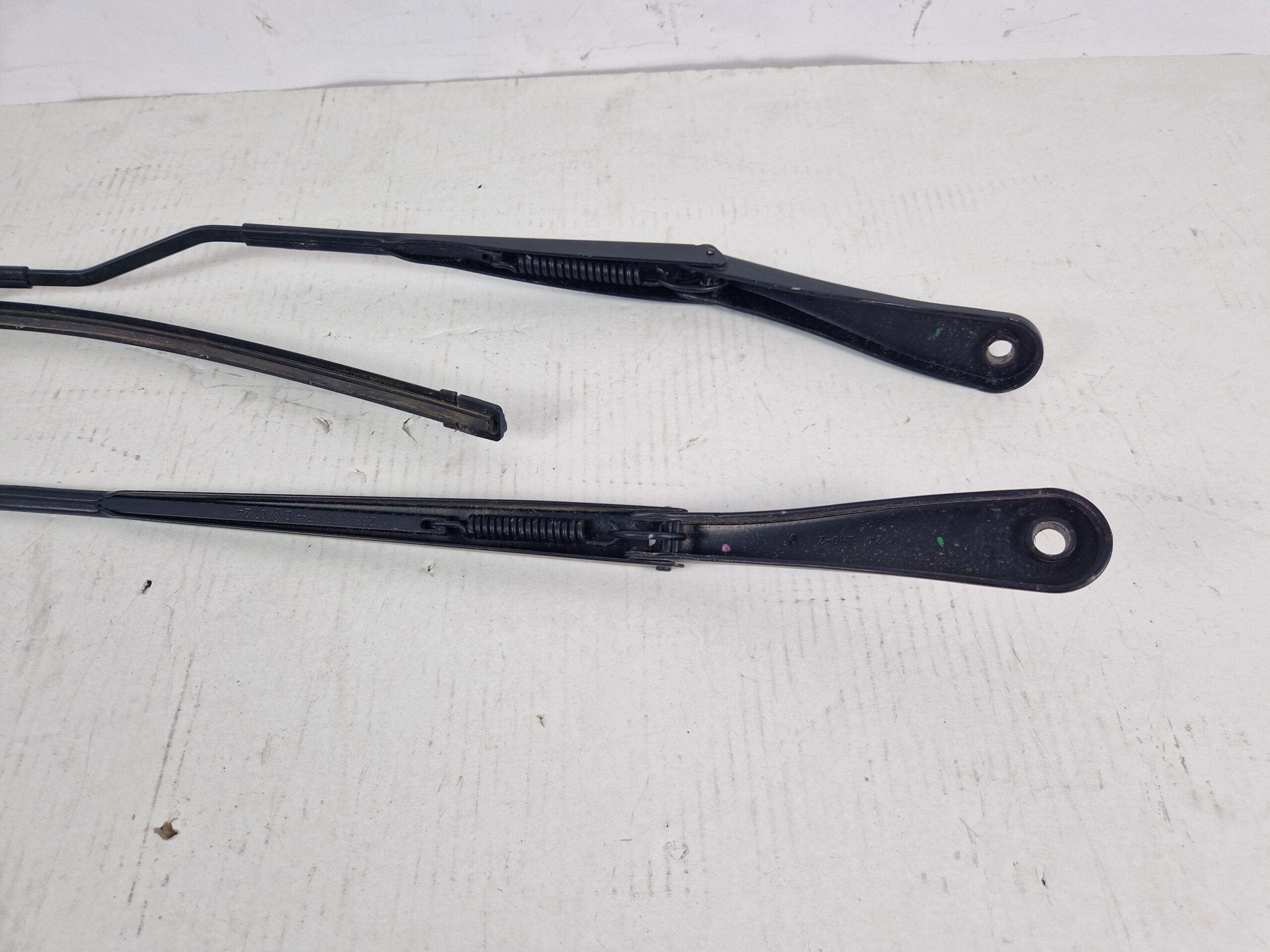 BRACCI TERGI ANT. RENAULT CLIO Serie V 288814986R H4M C6 (19>)