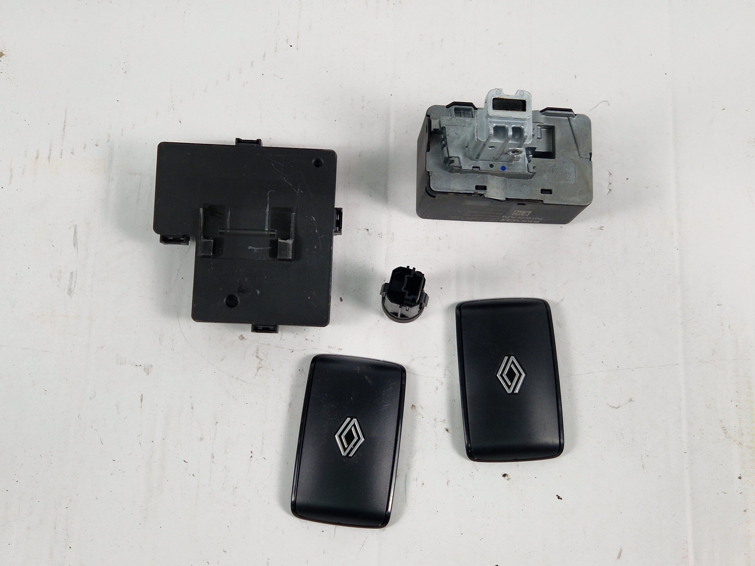 BLOCCHETTO ACCENSIONE RENAULT CLIO Serie V 487006484R (19>)