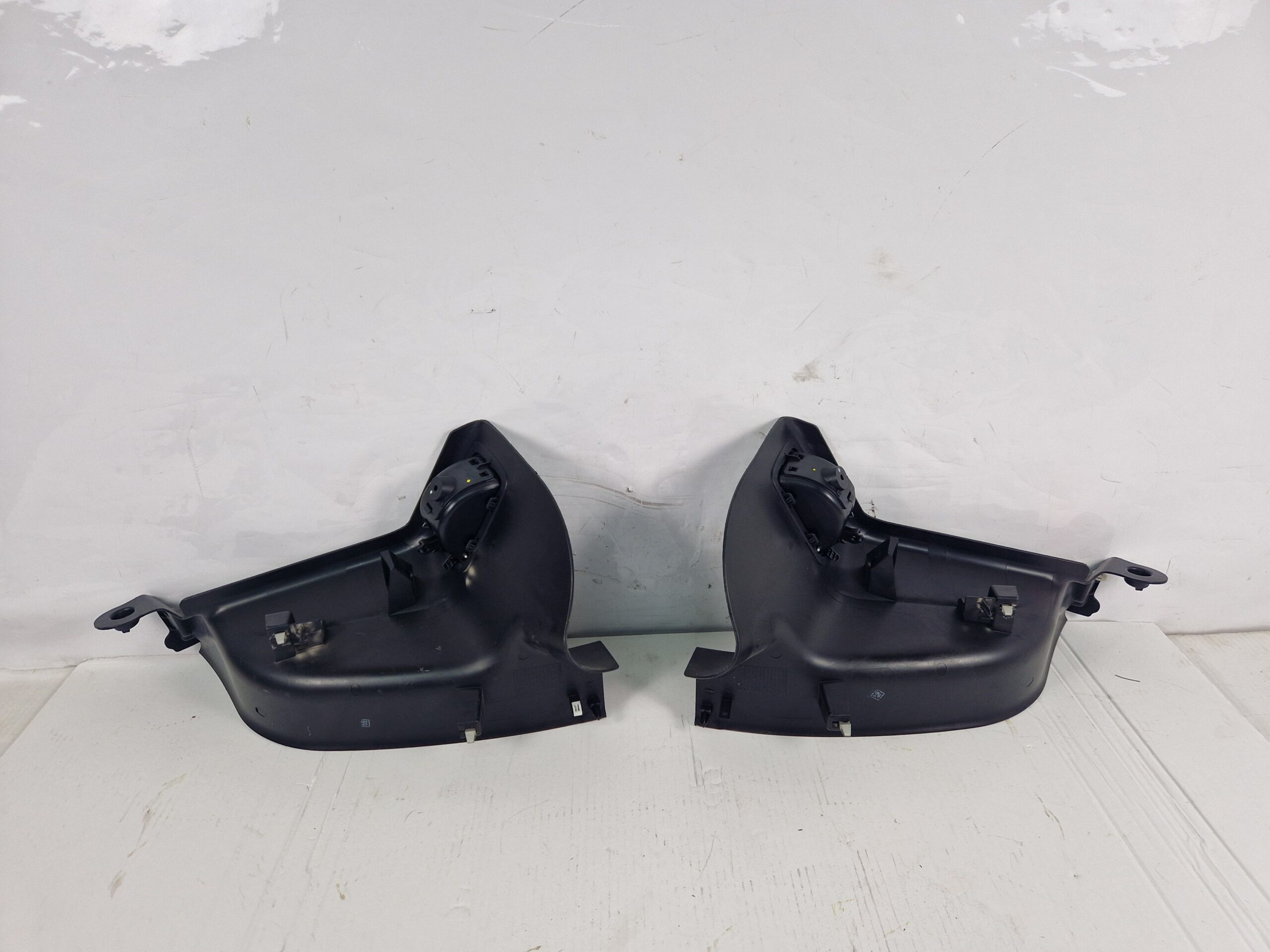 RIVESTIMENTO MONTANTE POSTERIORE SX E DX ALFA ROMEO Stelvio Serie (949_) 156154835 55284529 (16>)