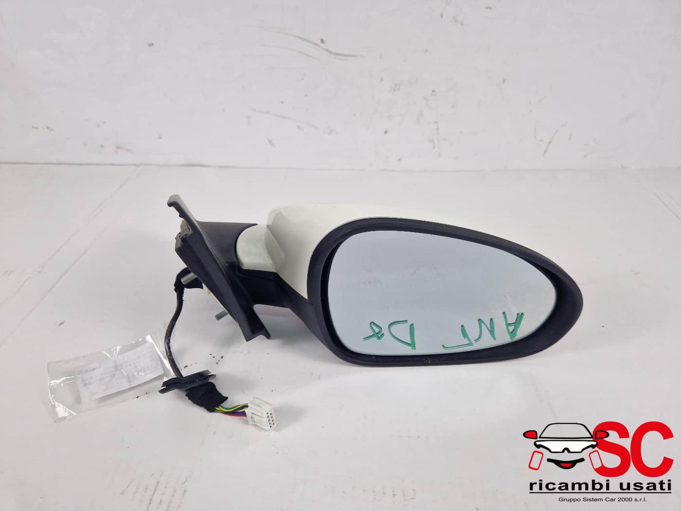SPECCHIETTO RETROVISORE DESTRO DR 3.0 Serie 3430200744 (22>)
