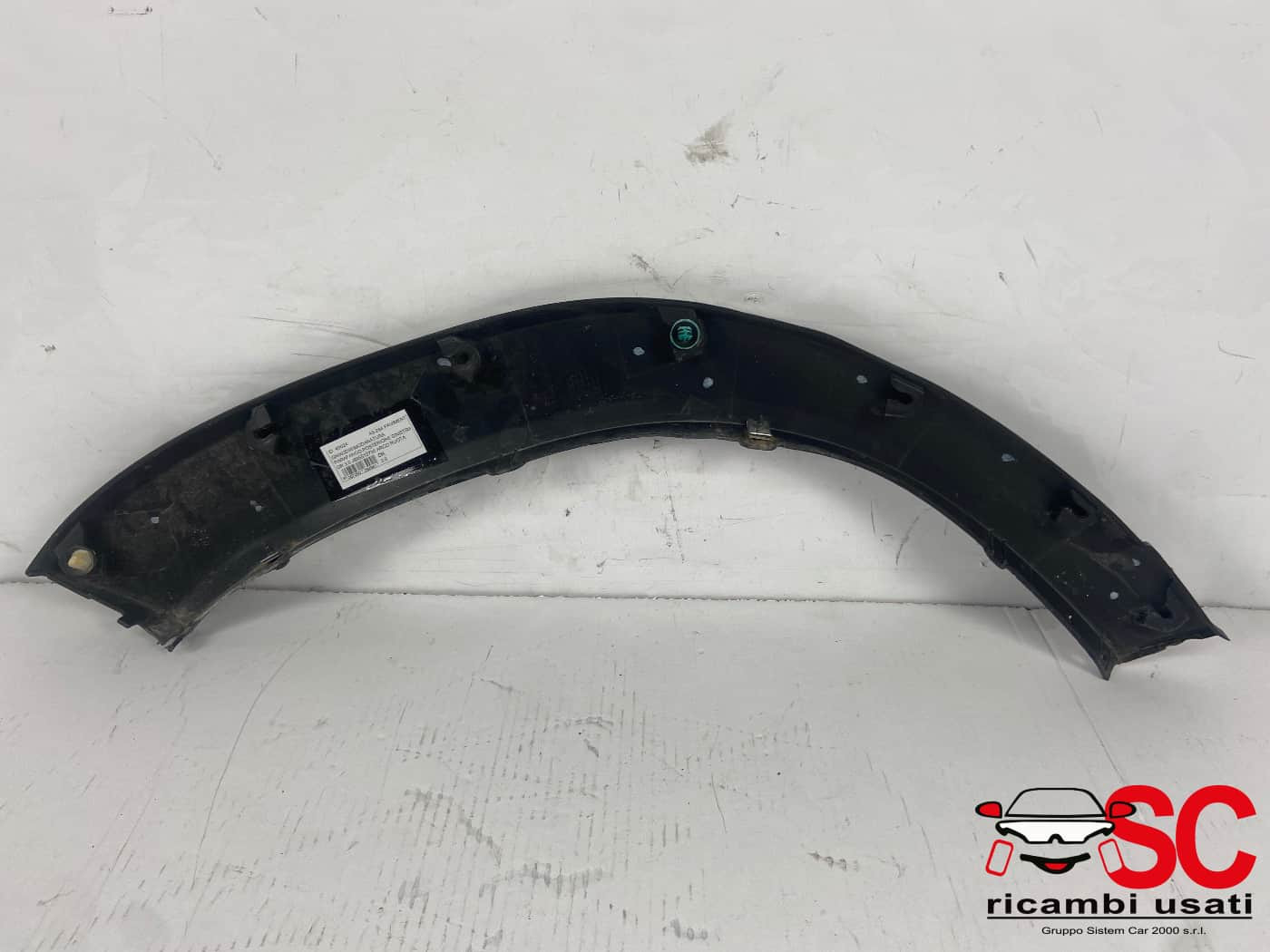 MODANATURA PARAFANGO POST SX DR 3.0 Serie J695512730 (22>)