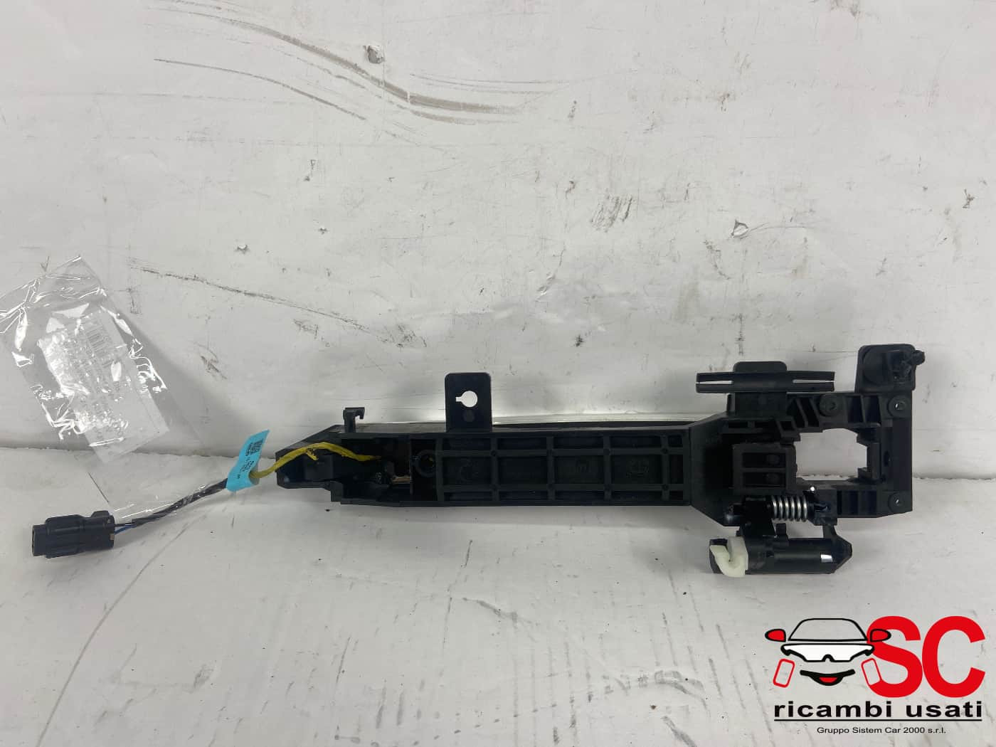 MANIGLIA ESTERNA ANTERIORE SINISTRA DR 3.0 Serie 403004430AA (22>)