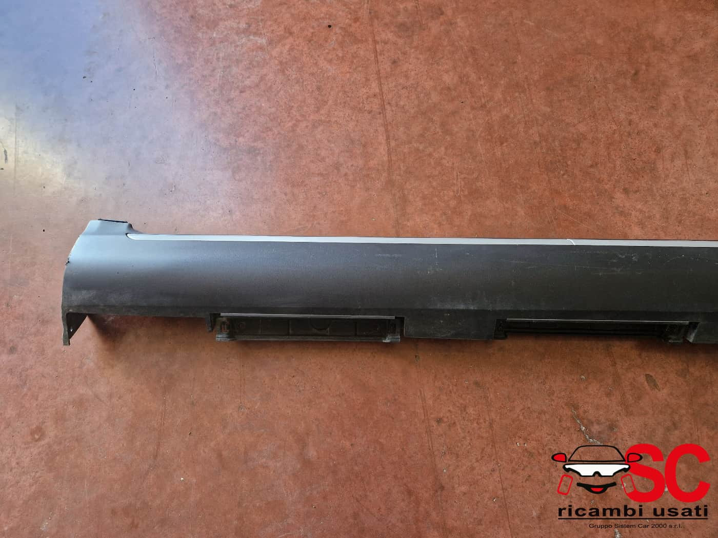 SOTTOPORTA DESTRO DR 3.0 Serie 609000837AA (22>)