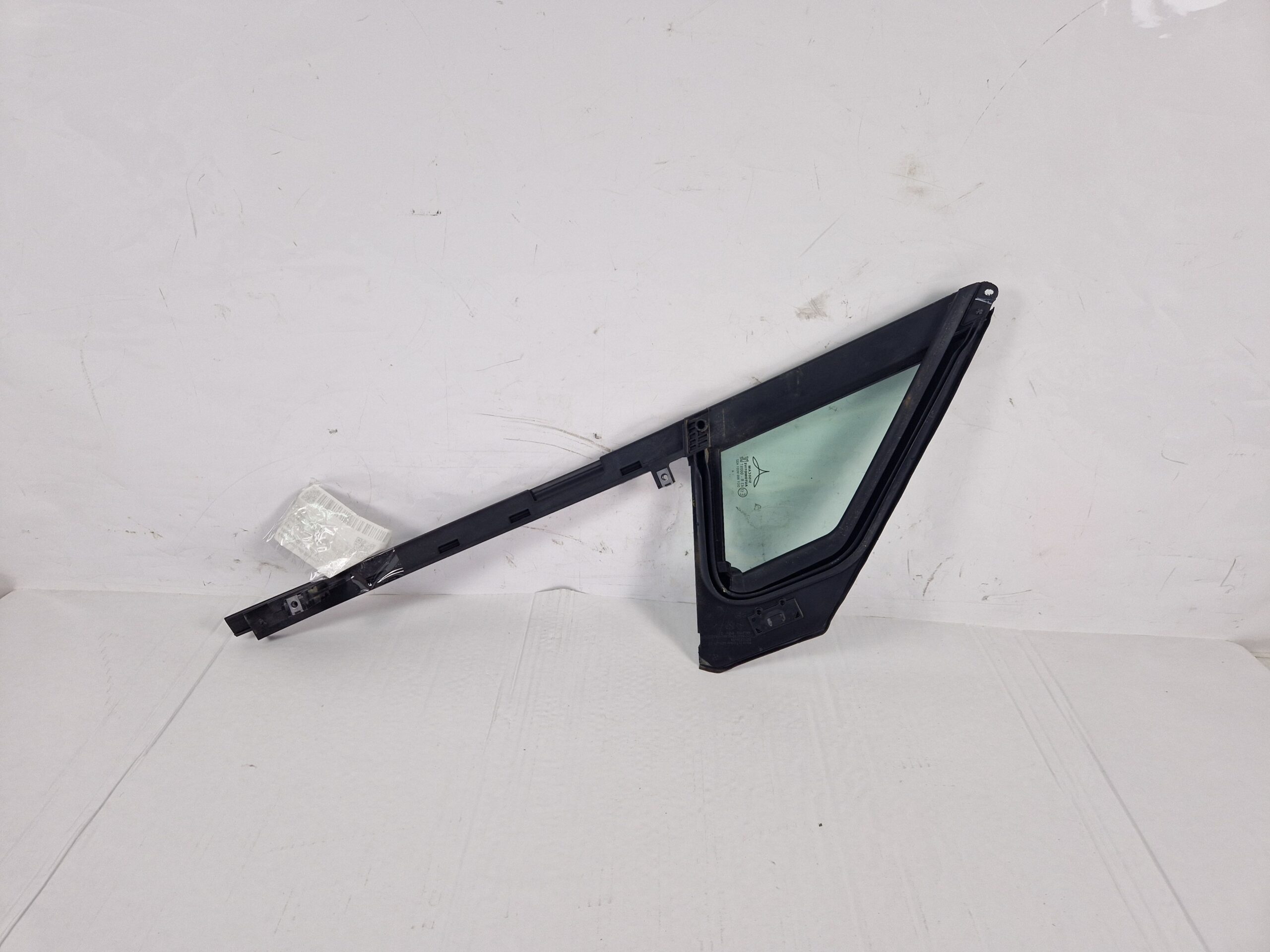 VETRO FISSO LATO SINISTRO RENAULT CLIO Serie V 802633649R H4M C6 (19>)