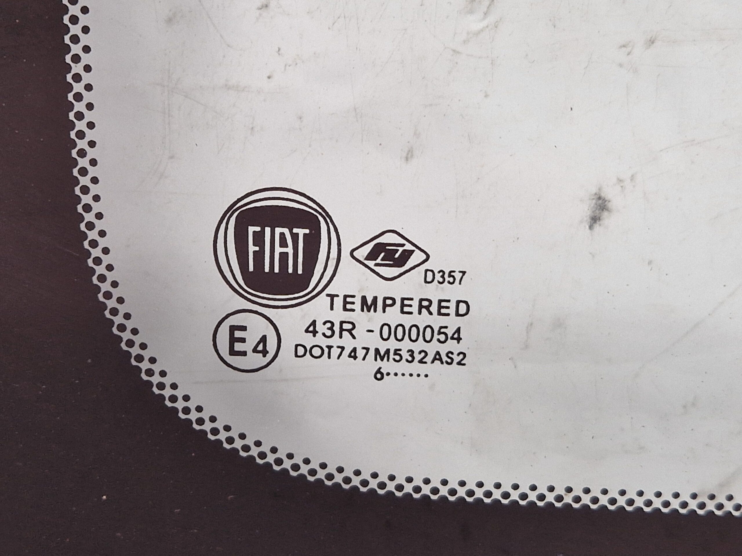 VETRO FISSO POSTERIORE SX FIAT Panda 3° Serie 51843629 (12>)