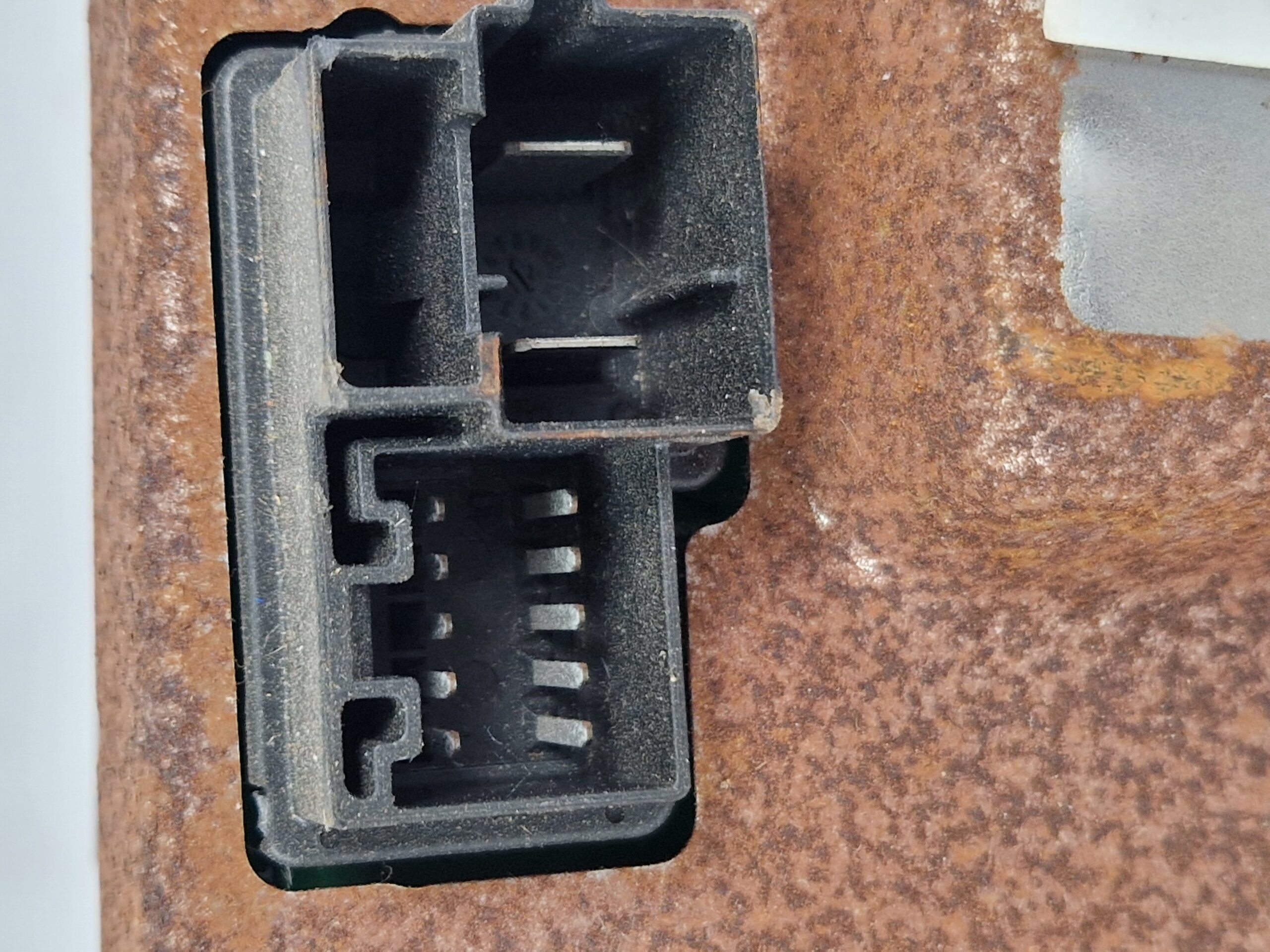 PIANTONE STERZO FIAT Panda 3° Serie 77368371 (12>)