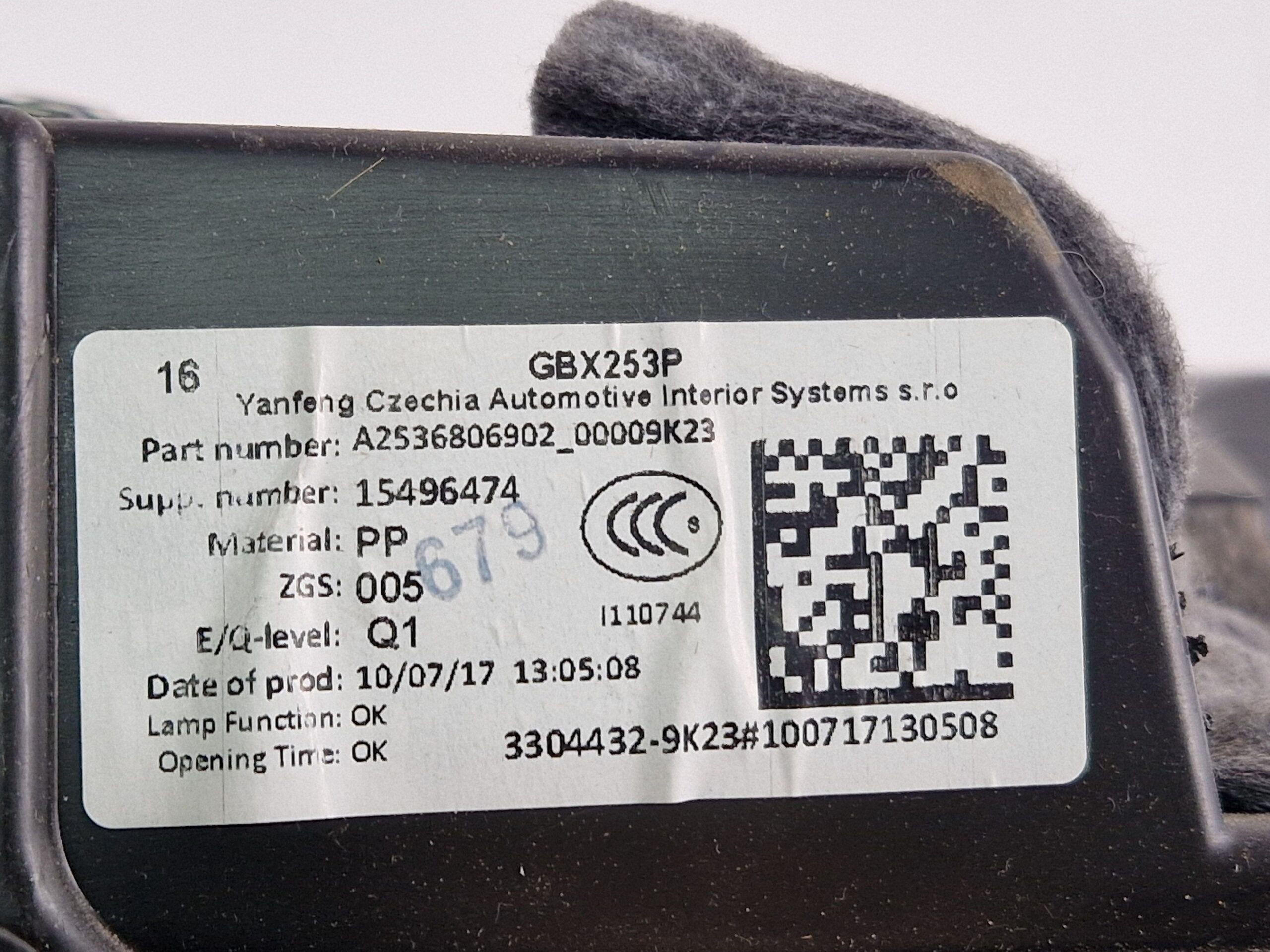 CASSETTO PORTA OGGETTI MERCEDES GLC Coupe (BM 253) (6.2016) A2536806902 (16>)