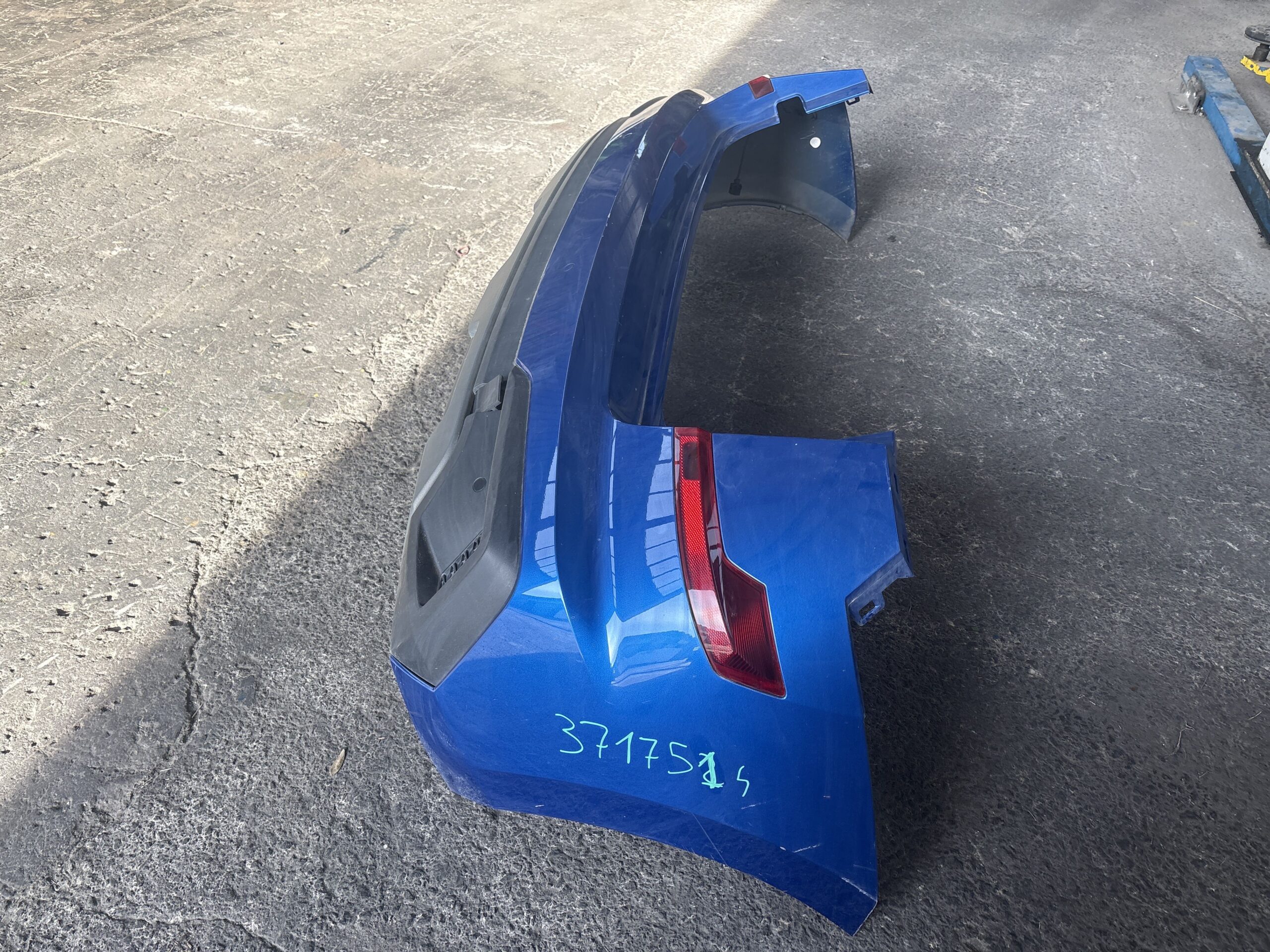 PARAURTI POSTERIORE SKODA Kamiq Serie 658807421E DUS (18>)