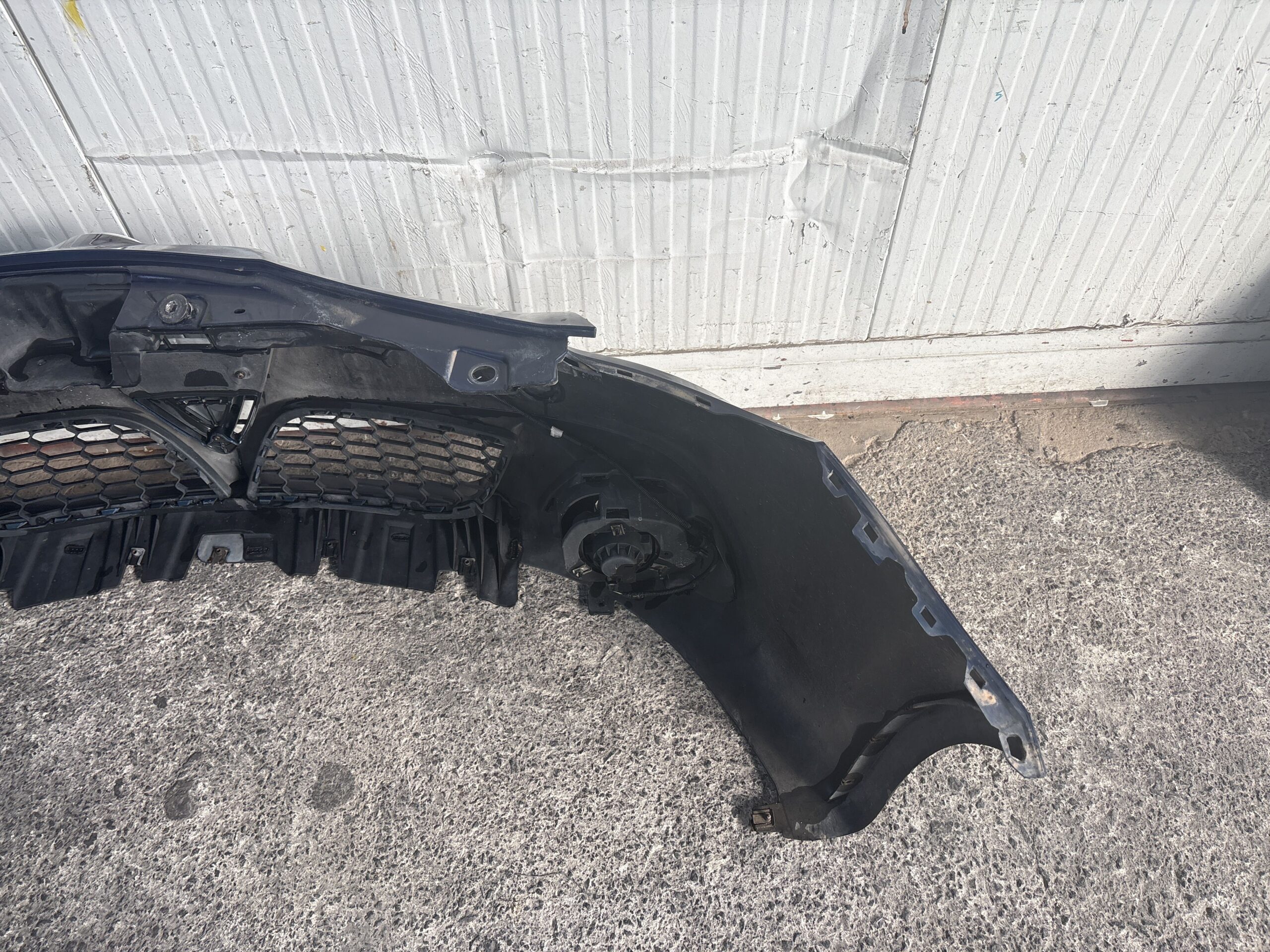 PARAURTI ANTERIORE COMPLETO ALFA ROMEO Giulietta Serie (940_) 156096901 940A4000 (10>13)