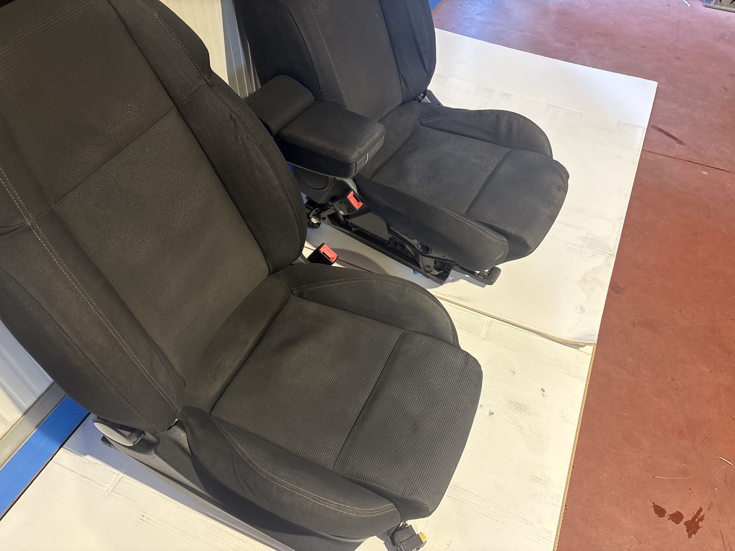 SEDILI ANTERIORI ALFA ROMEO Giulietta Serie (940_) 940A4000 (10>13)