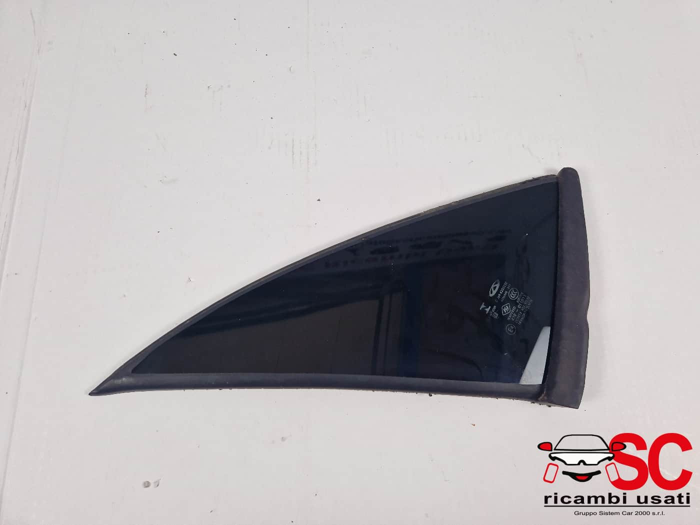 VETRO FISSO POSTERIORE SX DR 3.0 Serie 3421000040 (22>)