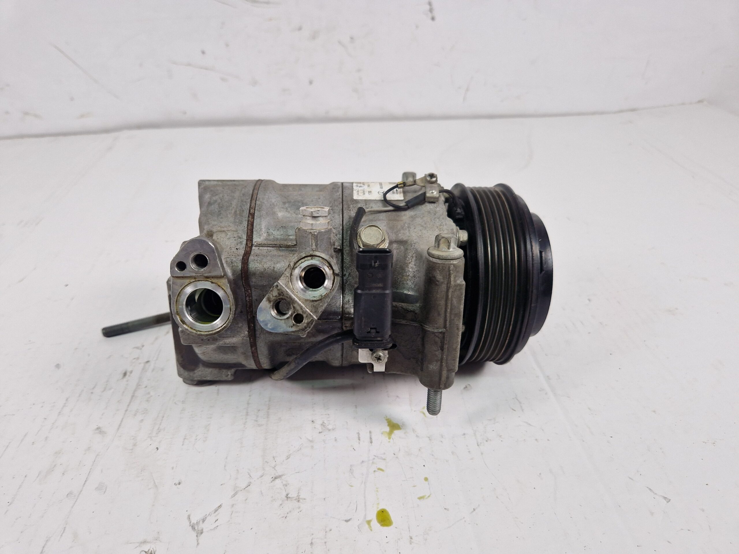 A0008303902 COMPRESSORE A/C MERCEDES GLC Coupe (BM 253) (6.2016) Diesel 2.2