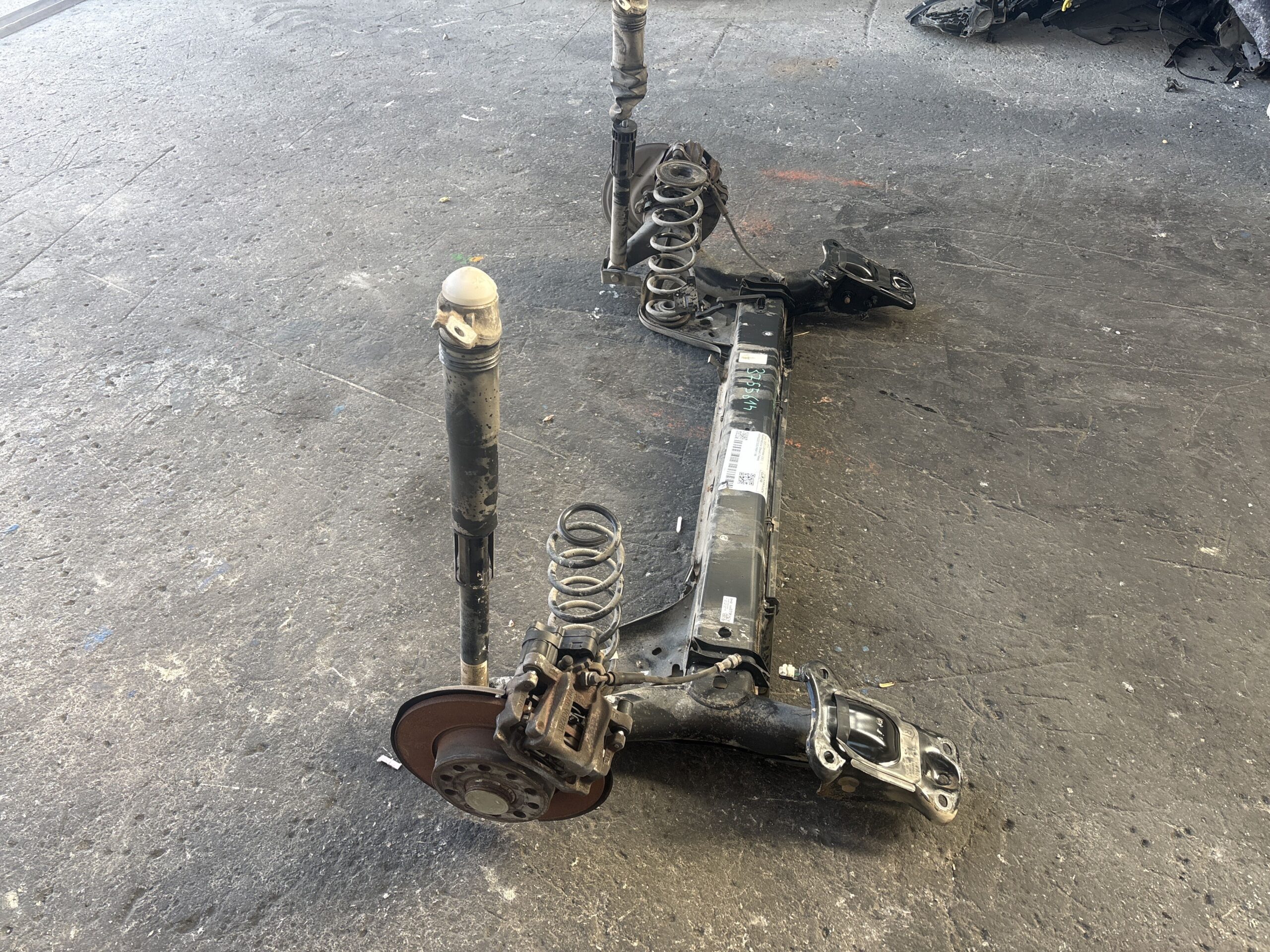 5Q0501049BM ASSALE POSTERIORE VOLKSWAGEN Golf Serie VIII DSU 2.0 Diesel