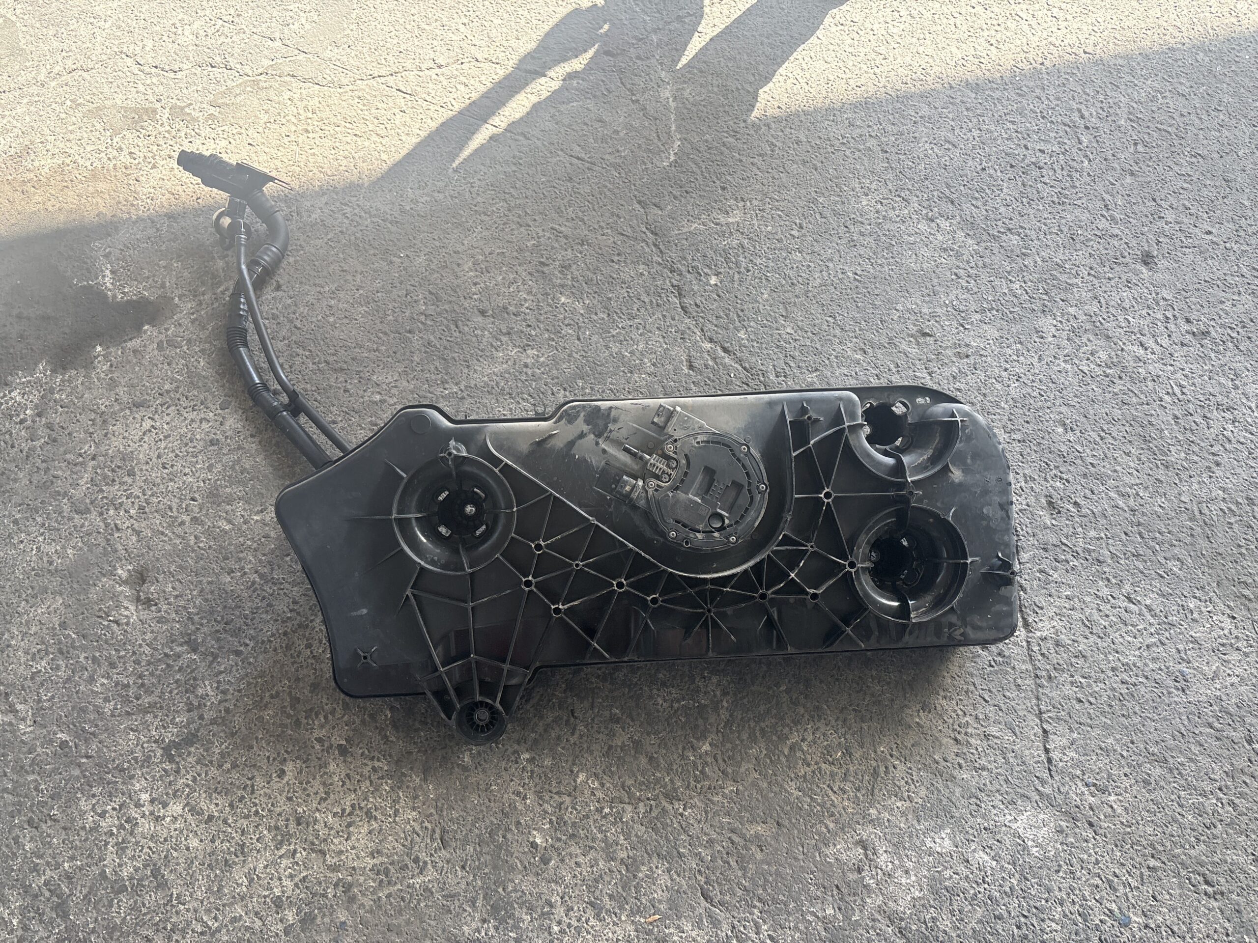 SERBATOIO ADBLUE MERCEDES GLE W167 A1674709901 654920 (18>)
