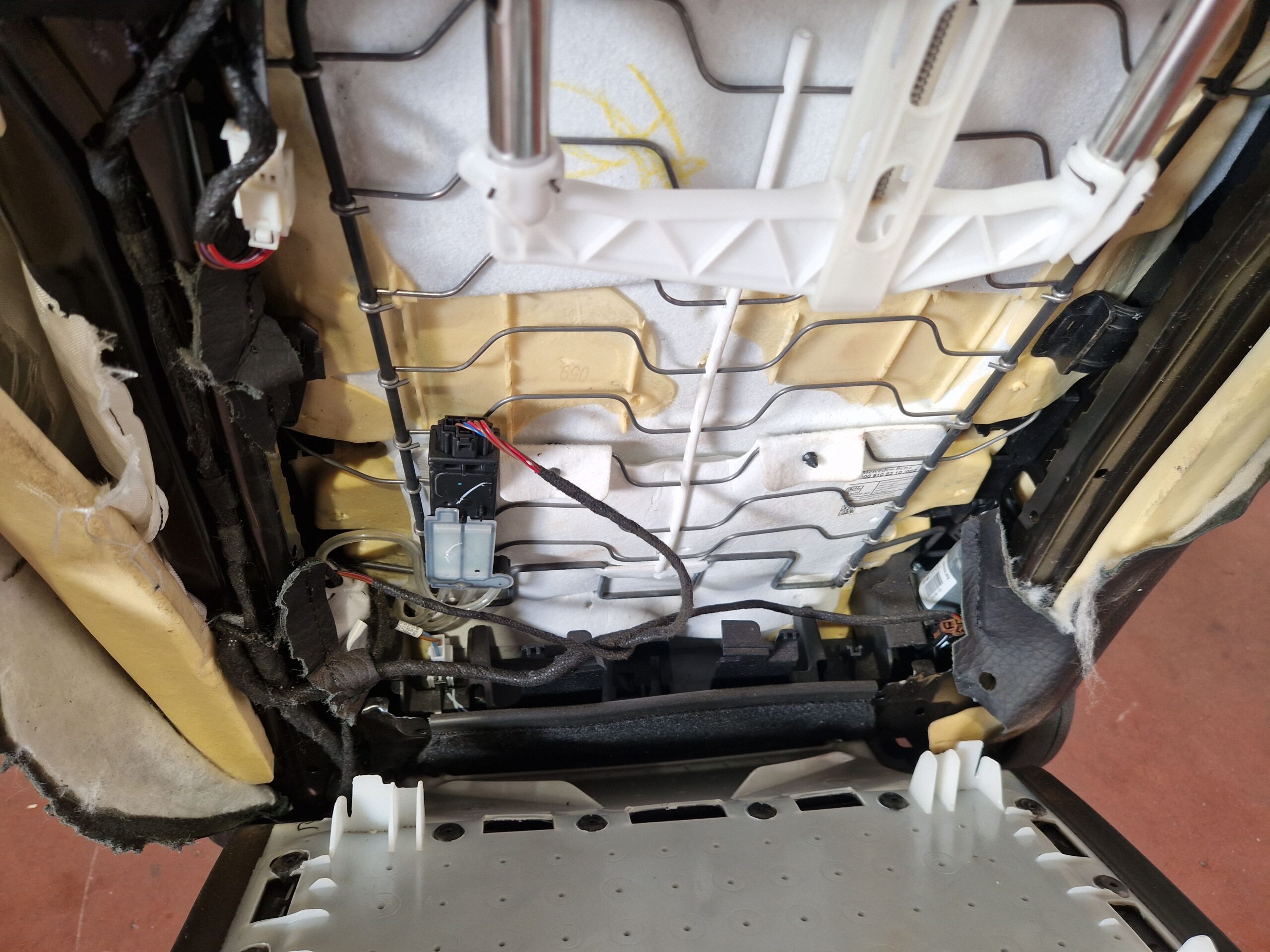 SEDILE ANTERIORE SINISTRO MERCEDES GLE W167 654920 (18>)